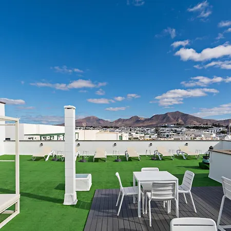 Limonade Deluxe Main Center By Pvl * Playa Blanca